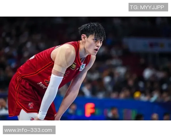 篮网主帅谈曾凡博用人策略强调能者为先并非针对个人 篮网主帅谈曾凡博用人策略强调能者为先并非针对个人