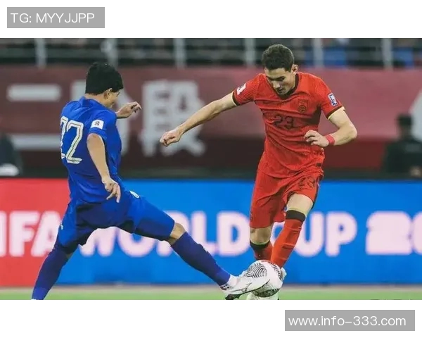 拜合拉木错失单刀良机对方门将神勇扑救令人叹息 拜合拉木错失单刀良机对方门将神勇扑救令人叹息