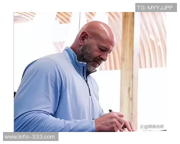 媒体人分析开拓者缺乏爱德华兹式核心杨瀚森未来发展任重道远 媒体人分析开拓者缺乏爱德华兹式核心杨瀚森未来发展任重道远